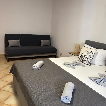 Ivanic Apartment