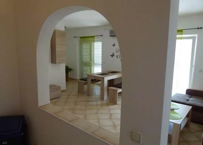 Apartamento Ivanic Vir