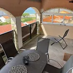 Ivanic شقة *