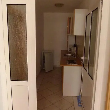 Ivanic Apartament *